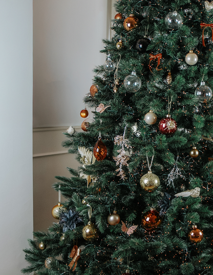 Golden Christmas Moments